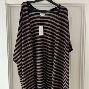 NWT - Lovers + Friends, Ventura knit oversize poncho. Size M